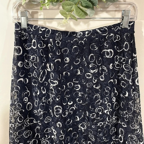 NWT Christopher & Banks Petite Lace Skirt Navy and White PS - Picture 7 of 16